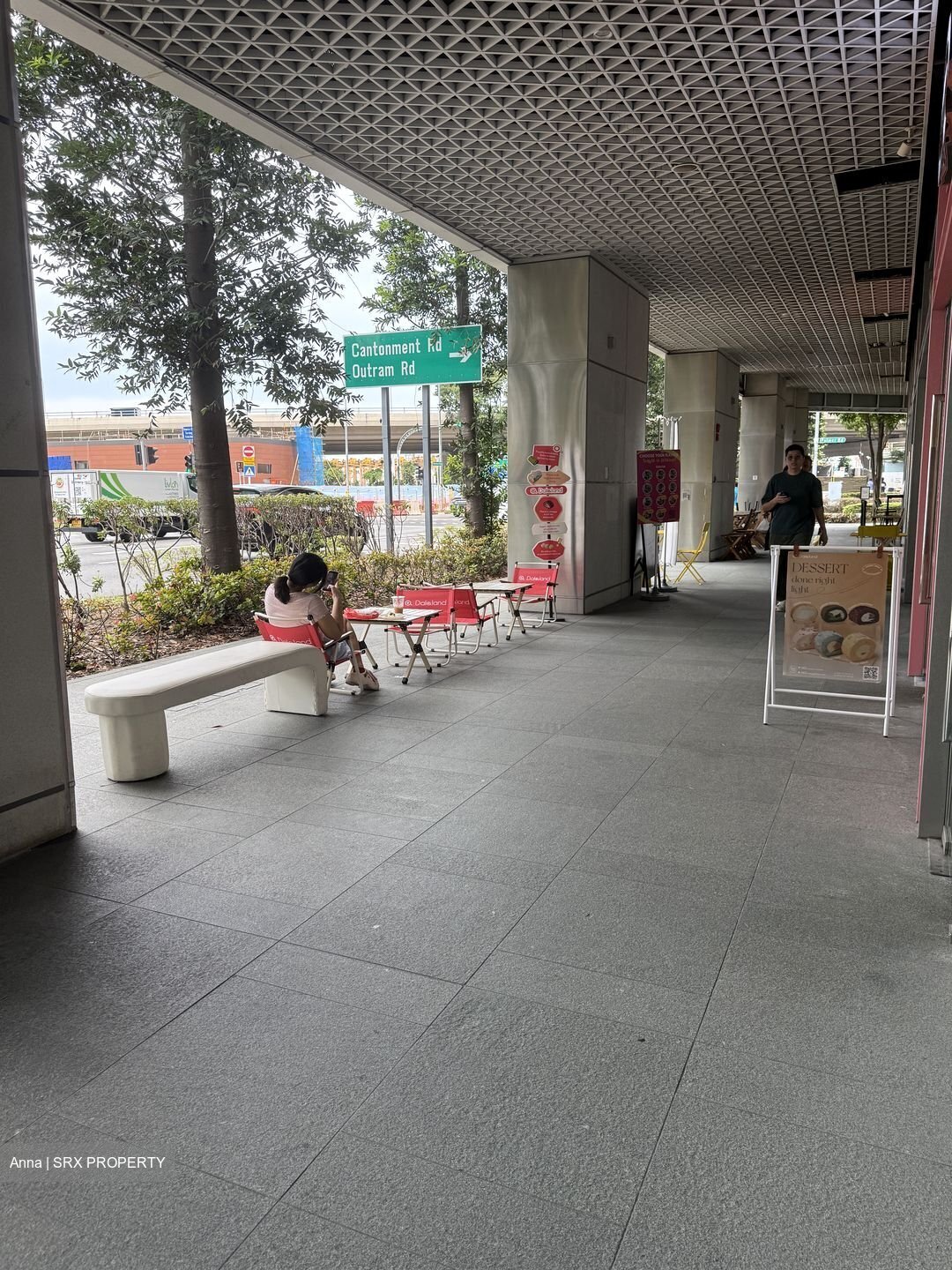 Eon Shenton (D2), Retail #524535341